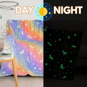 Tumsā mirdzoša sega | LUMINOVA